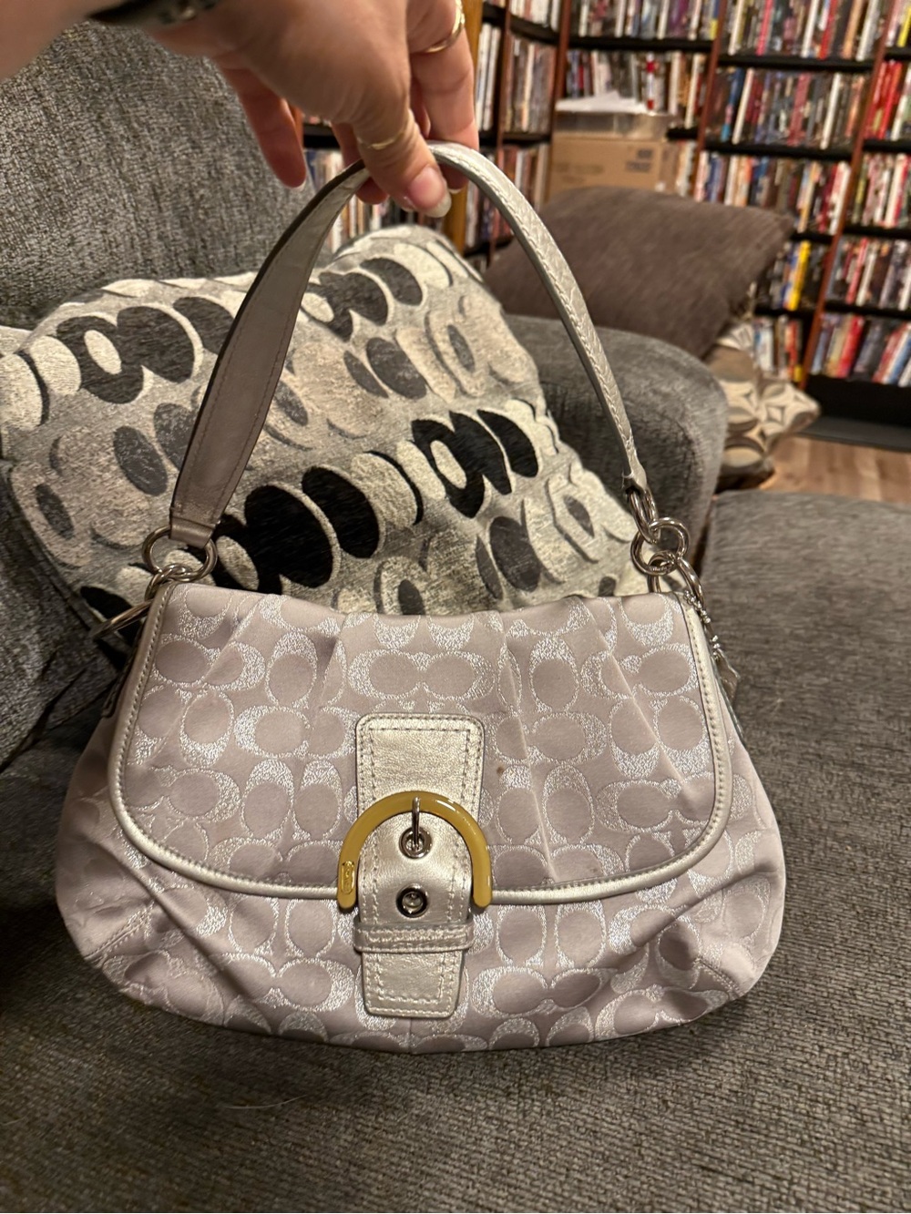 VINTAGE SILVER COACH SOHO SIGNATURE FLAP